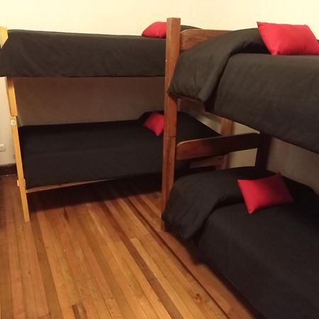 Hostal Irreal Сантяго Екстериор снимка