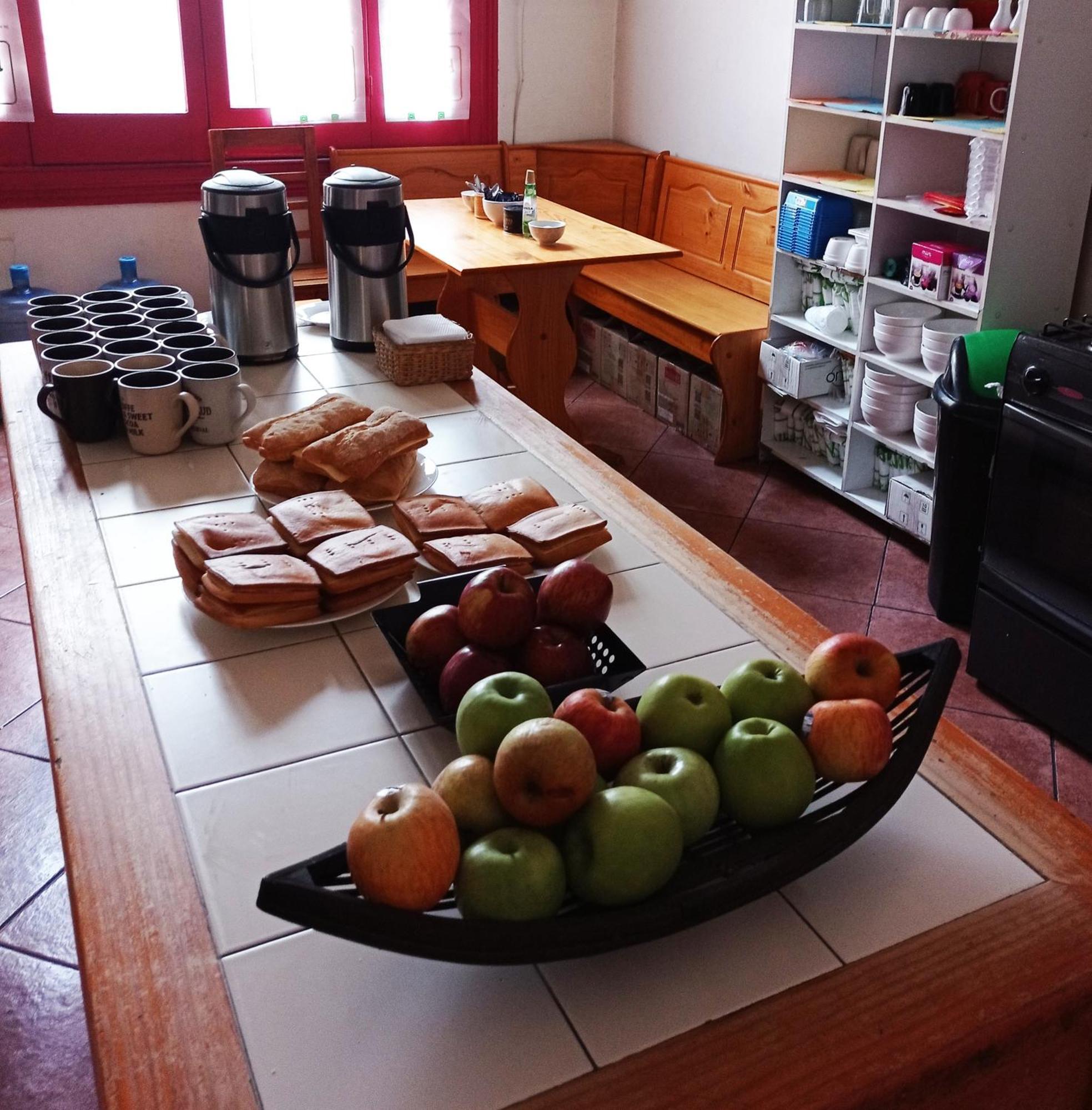 Hostal Irreal Сантяго Екстериор снимка